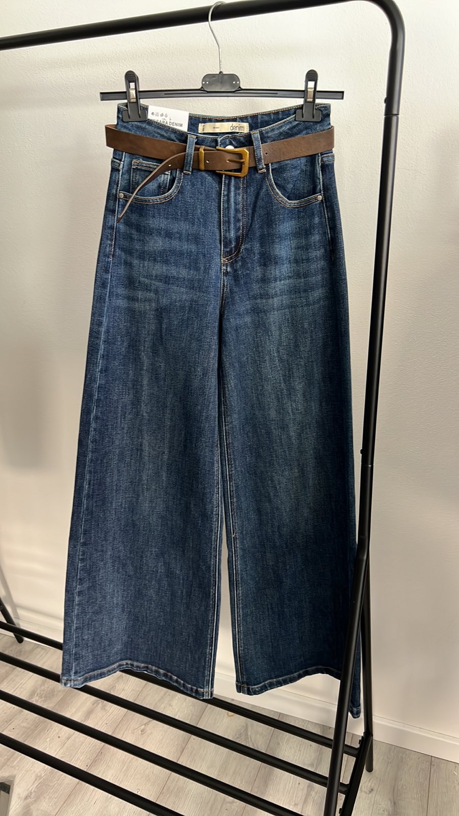 Hit traperice s remenom